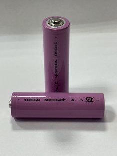 Акумулятор Li-Ion 18650 3000mAh 3.7V (без захисту) 3000 фото